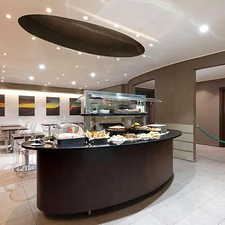 מלון Malpensa Maggiore 3*