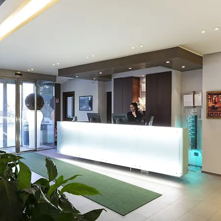 Malpensa Maggiore Hotel Vergiate